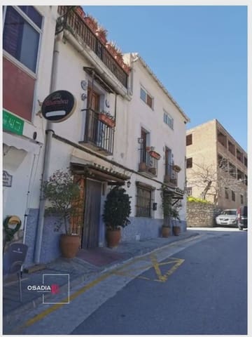 3 bedroom Semi-detached Villa for sale in Guajar Alto, Los Guajares - € 165,000 (Ref: 10100649)