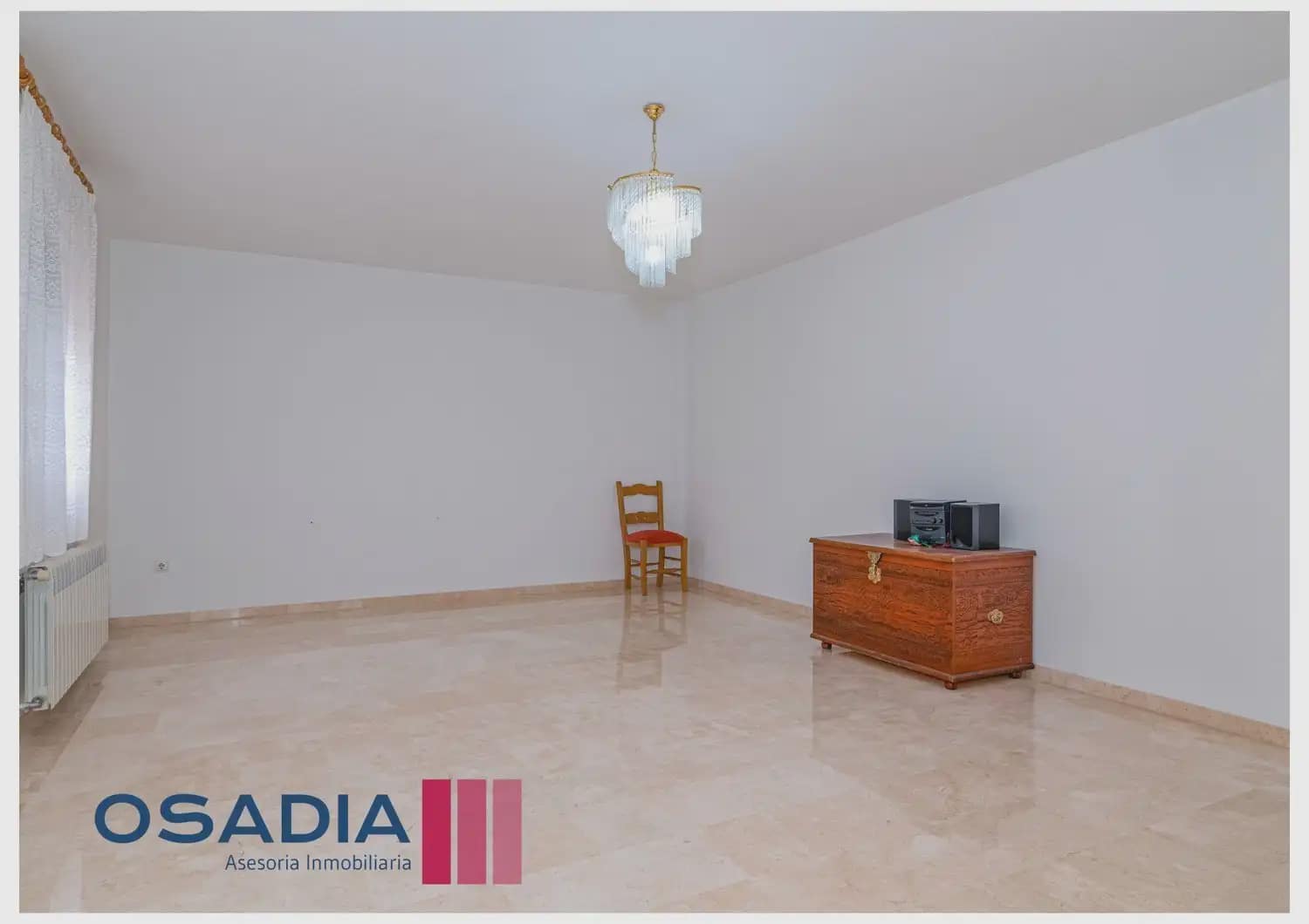 4 bedroom Villa for sale in Fuente Vaqueros with pool garage - € 590,000 (Ref: 10100650)