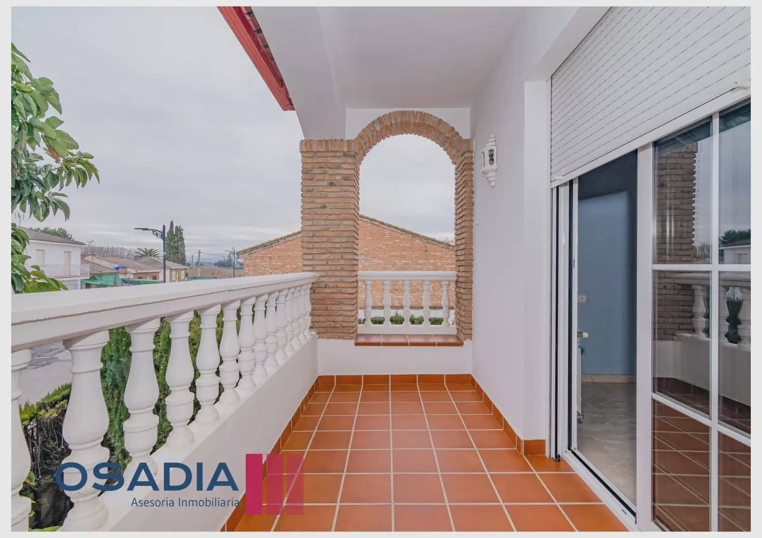 4 bedroom Villa for sale in Fuente Vaqueros with pool garage - € 590,000 (Ref: 10100650)