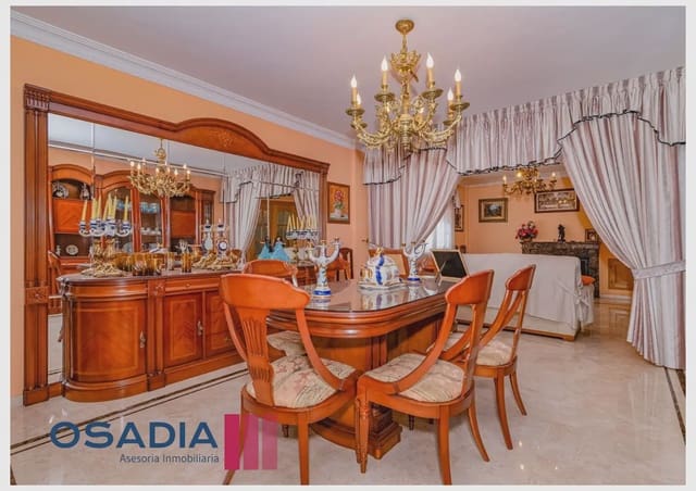 4 sovrum Villa till salu i Fuente Vaqueros med pool garage - 590 000 € (Ref: 10100650)