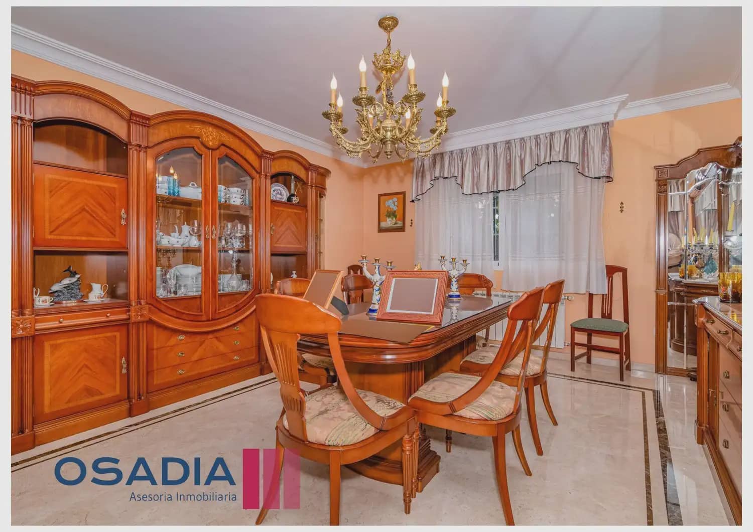 4 bedroom Villa for sale in Fuente Vaqueros with pool garage - € 590,000 (Ref: 10100650)