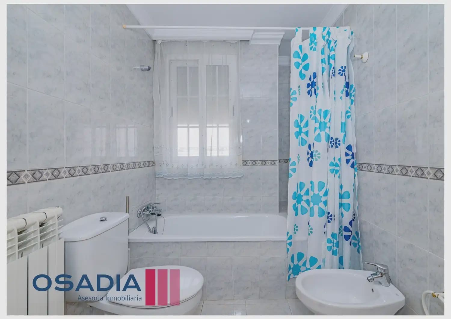 4 bedroom Villa for sale in Fuente Vaqueros with pool garage - € 590,000 (Ref: 10100650)