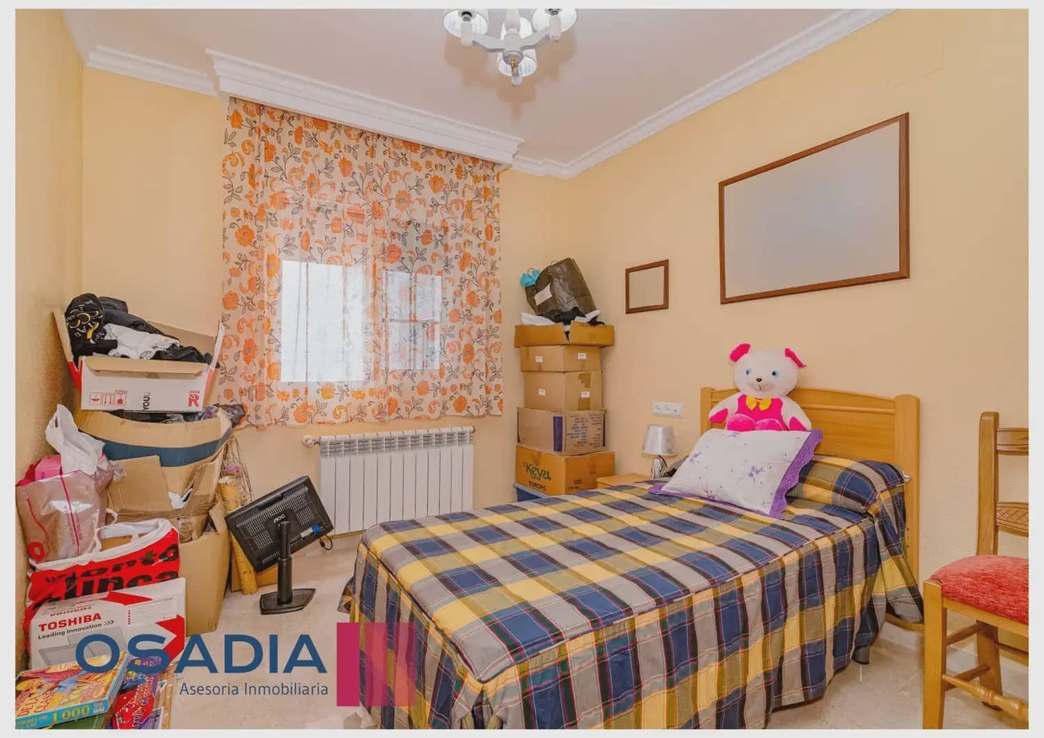 4 bedroom Villa for sale in Fuente Vaqueros with pool garage - € 590,000 (Ref: 10100650)