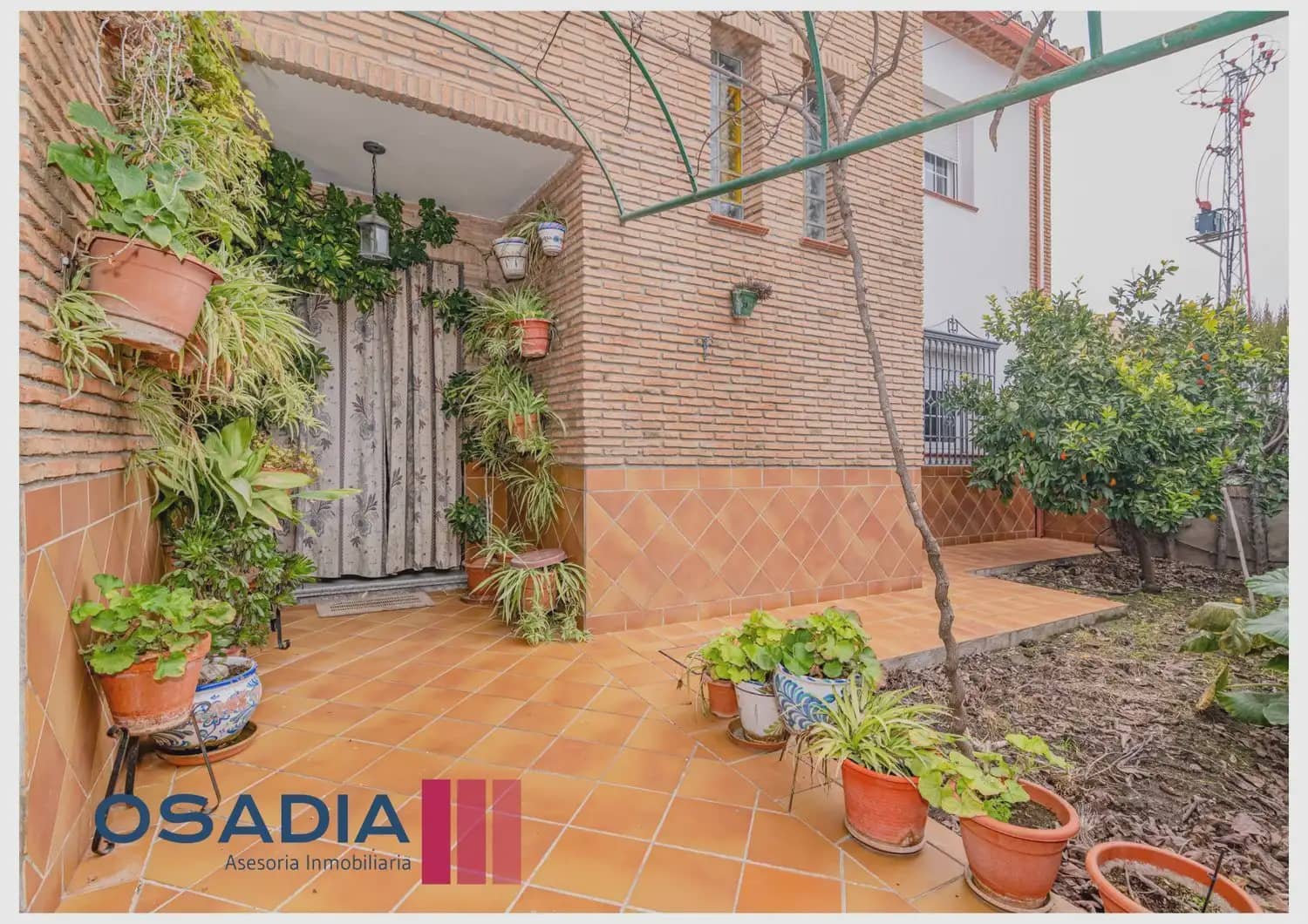 4 bedroom Villa for sale in Fuente Vaqueros with pool garage - € 590,000 (Ref: 10100650)