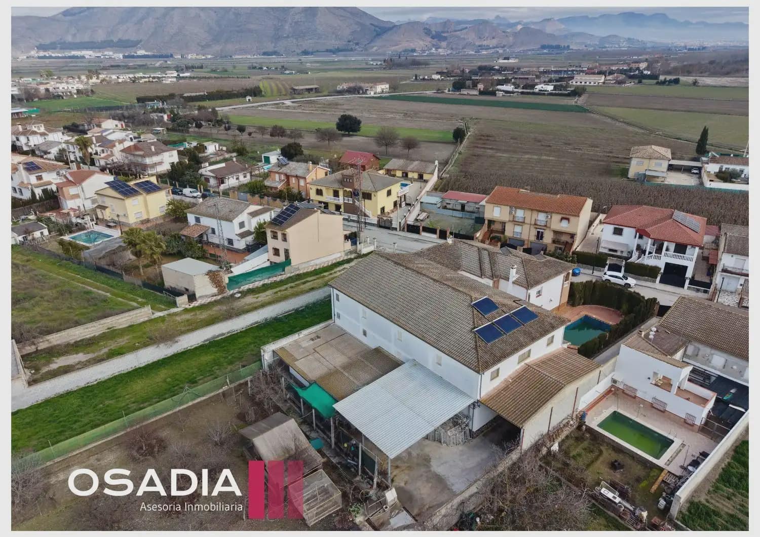 4 bedroom Villa for sale in Fuente Vaqueros with pool garage - € 590,000 (Ref: 10100650)