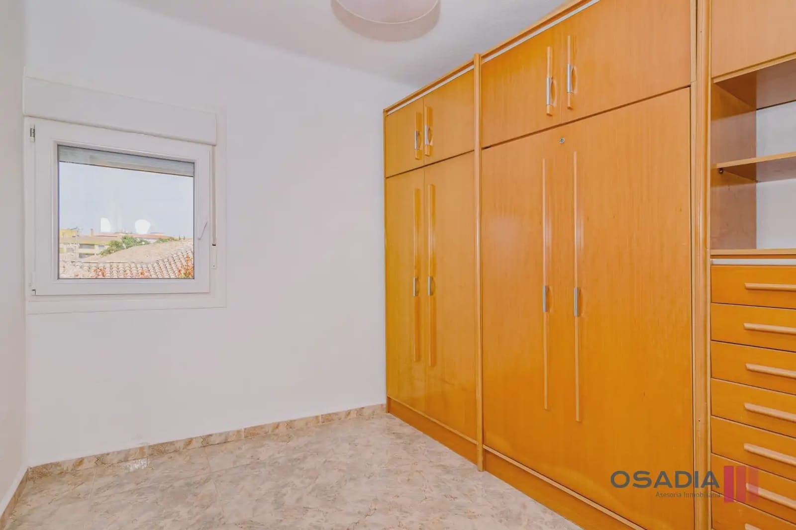 2 soveværelse Lejlighed til salg i Granada by - € 117.000 (Ref: 10100653)