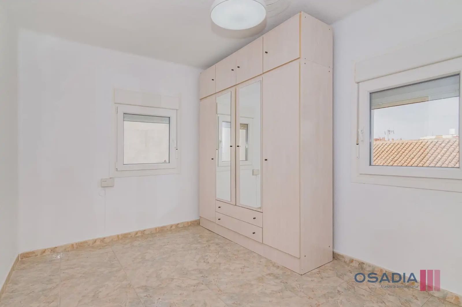 2 soveværelse Lejlighed til salg i Granada by - € 117.000 (Ref: 10100653)