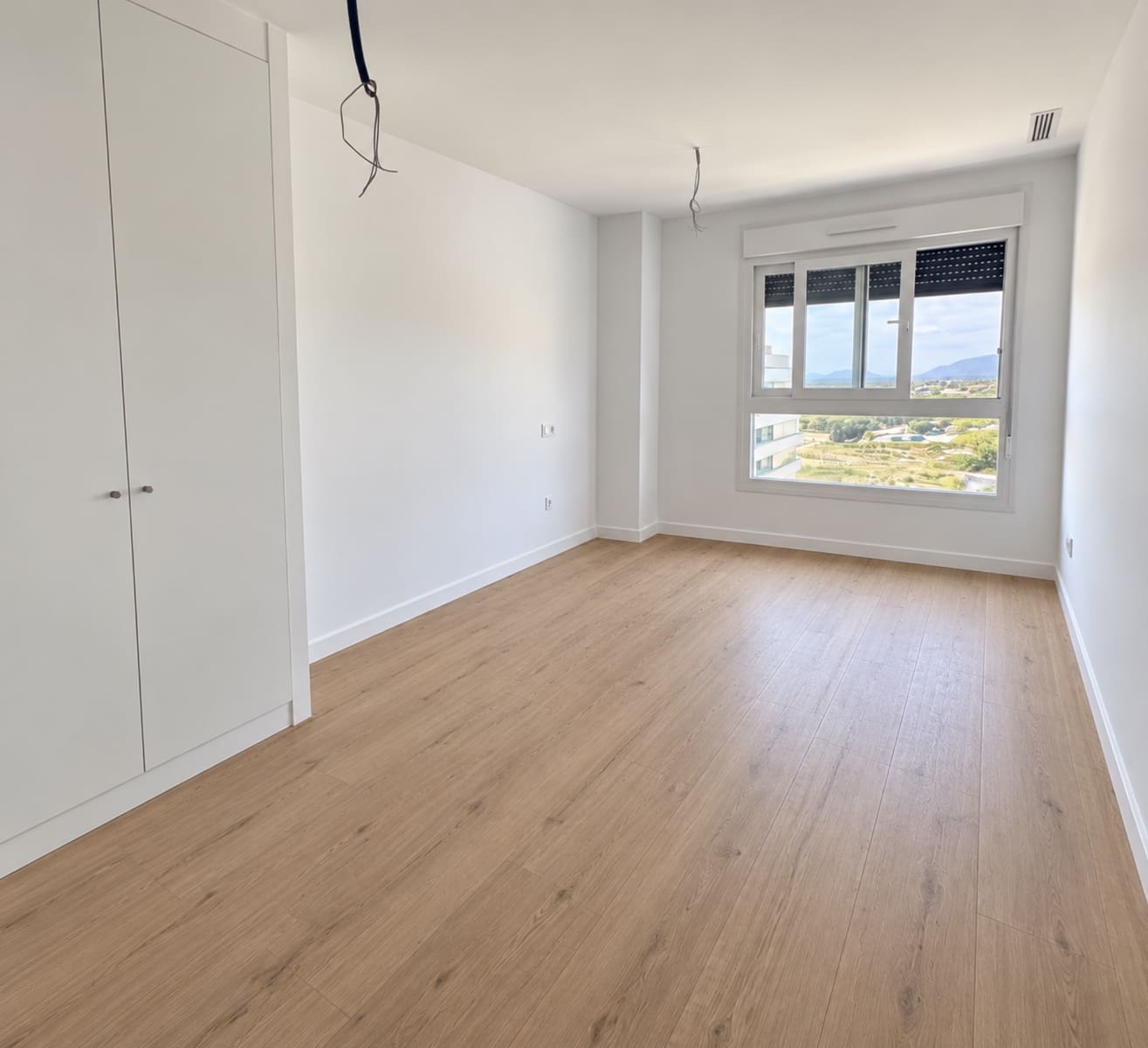 3 makuuhuone Kattohuoneisto myytävänä paikassa Elche / Elx mukana uima-altaan 
autotalli - 368 000 € (Ref: 10079076)