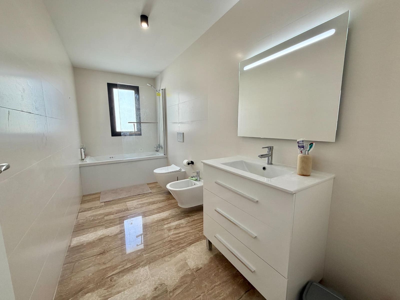 3 soveværelse Penthouse til salg i La Font d'En Carros med garage - € 255.000 (Ref: 10100503)