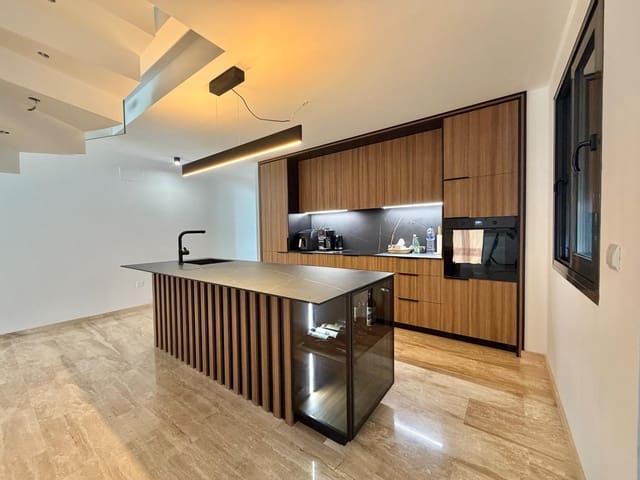 3 sovrum Takvåning till salu i La Font d'En Carròs med garage - 255 000 € (Ref: 10100503)