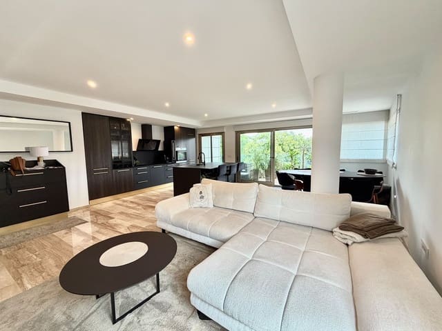 3 slaapkamer Flat te koop in La Font d'En Carròs met garage - € 249.999 (Ref: 10100504)