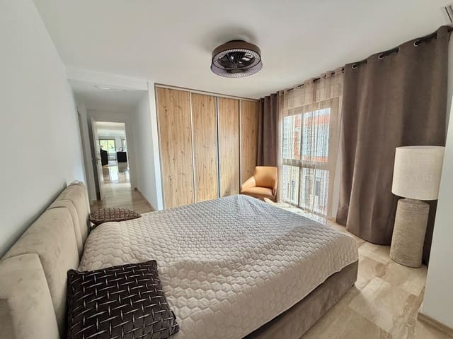 3 slaapkamer Flat te koop in La Font d'En Carròs met garage - € 249.999 (Ref: 10100504)
