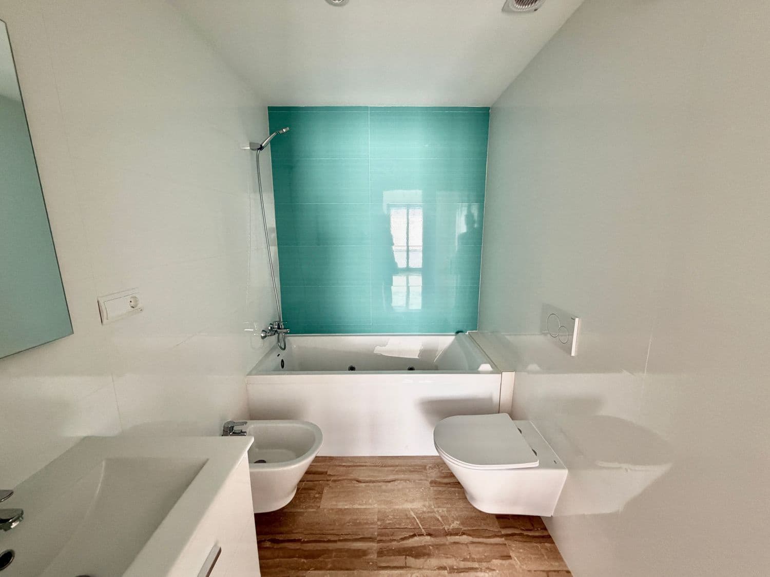 2 slaapkamer Flat te koop in La Font d'En Carros met garage - € 179.000 (Ref: 10100505)