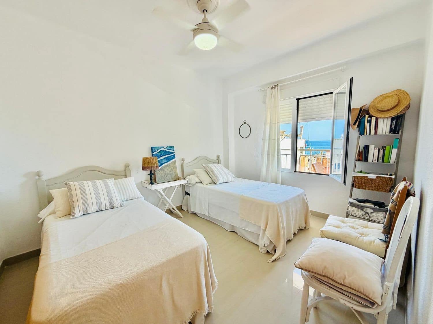 3 slaapkamer Flat te koop in Piles - € 210.000 (Ref: 10100506)