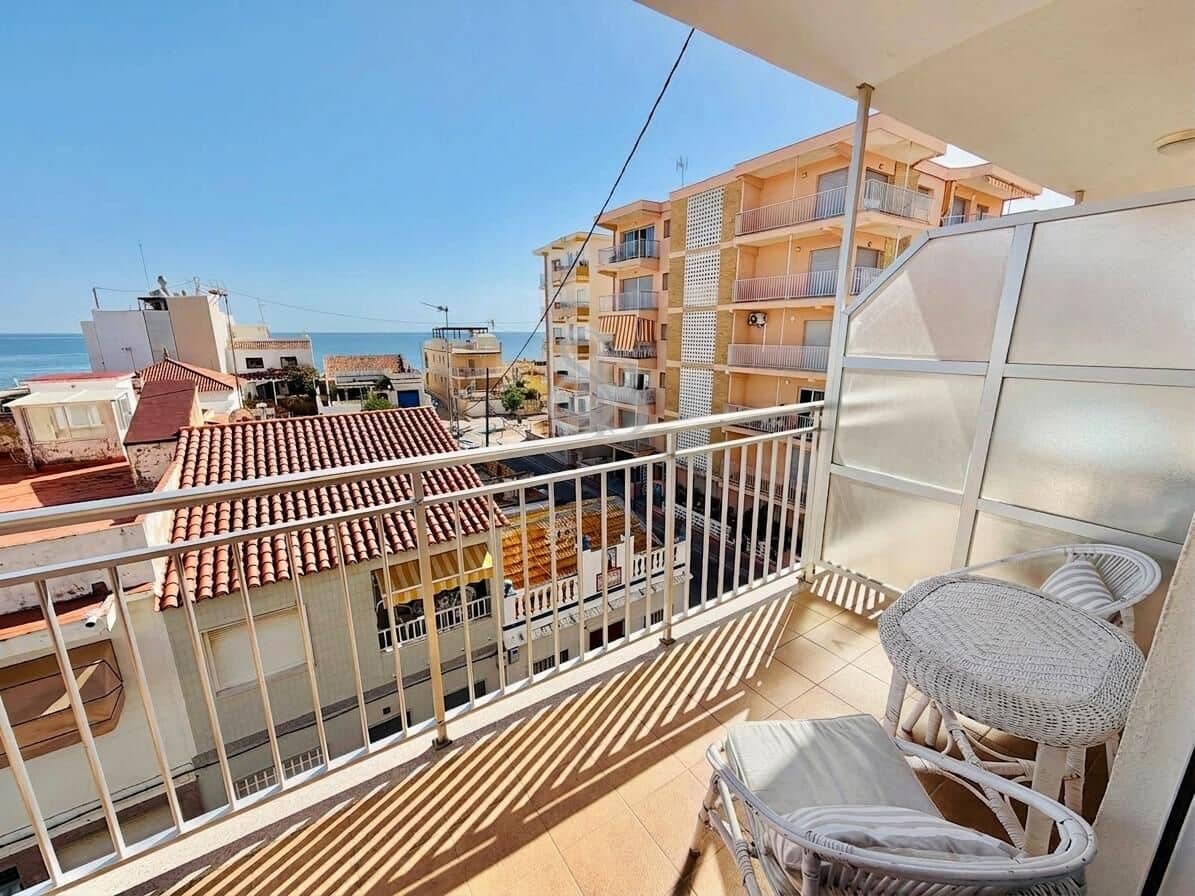 3 bedroom Flat for sale in Piles - € 210,000 (Ref: 10100506)