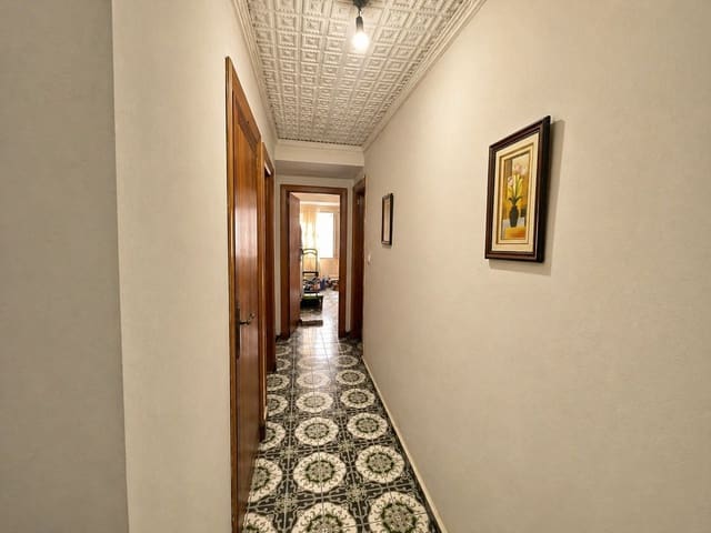 4 quarto Apartamento para venda em Dénia - 300 000 € (Ref: 10132803)