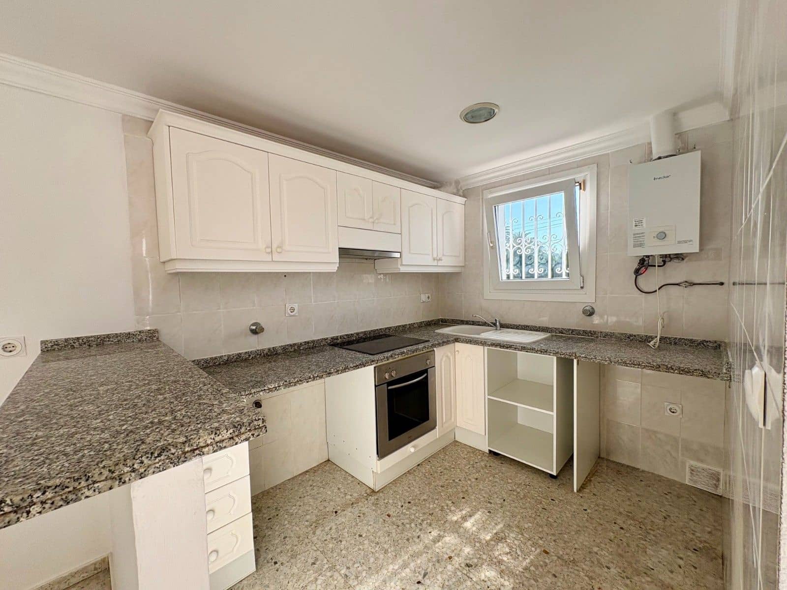 3 sovrum Radhus till salu i Denia - 350 000 € (Ref: 10132804)