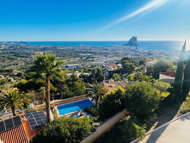 3 slaapkamer Rijtjeshuis te koop in Calpe / Calp met zwembad garage - € 495.000 (Ref: 10132809)