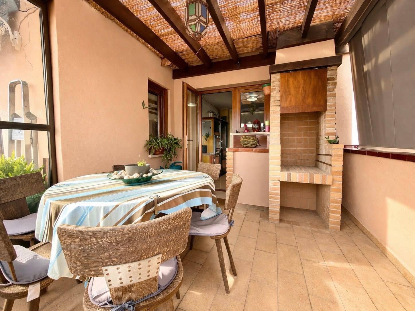 2 slaapkamer Penthouse te koop in Denia met zwembad - € 477.000 (Ref: 10132810)