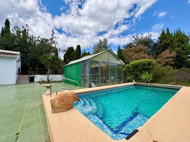 5 bedroom Villa for sale in Pedreguer with pool garage - € 1,150,000 (Ref: 10132813)