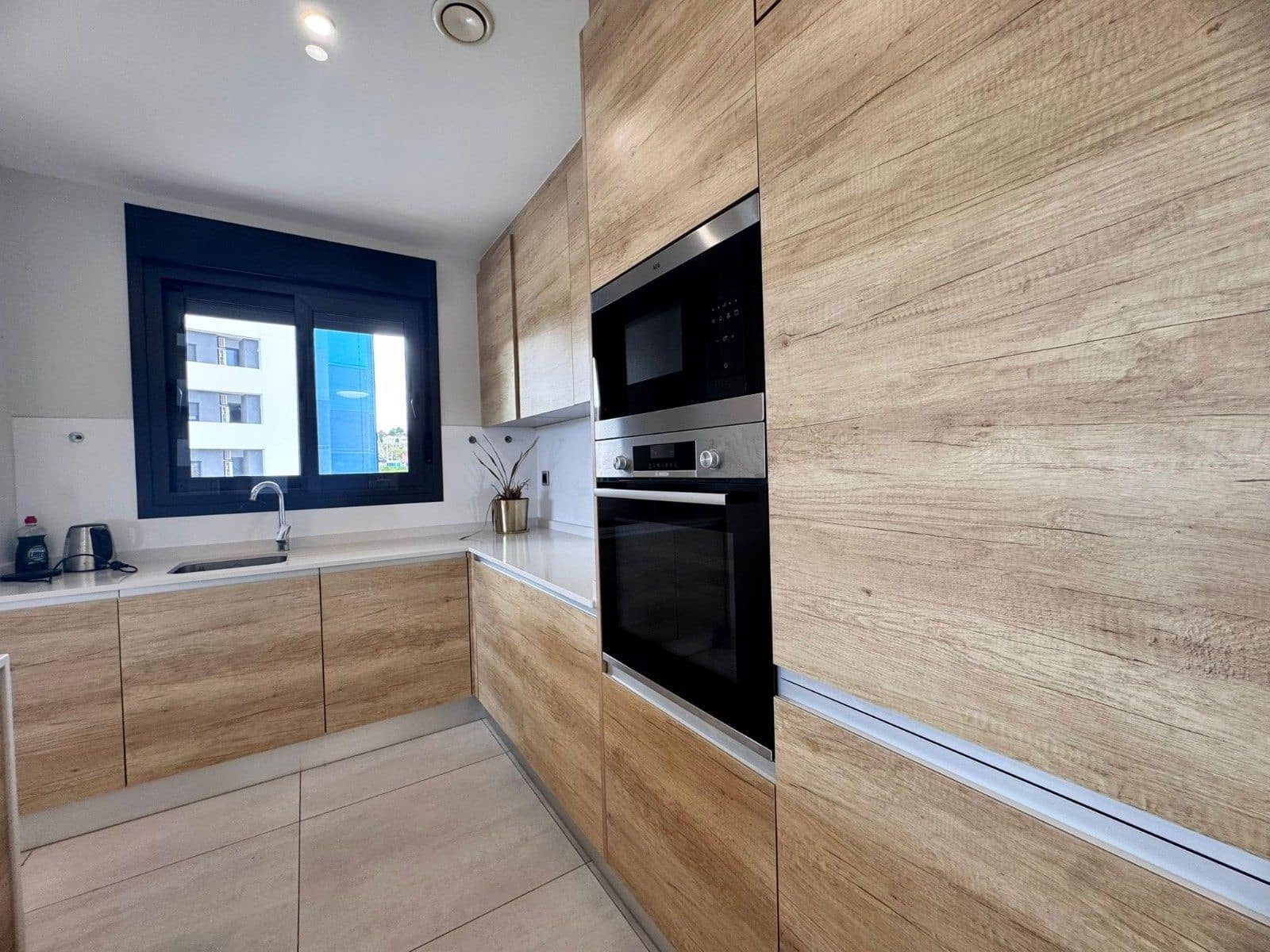 3 soverom Leilighet til salgs i Benidorm med svømmebasseng garasje - € 780 000 (Ref: 10132816)