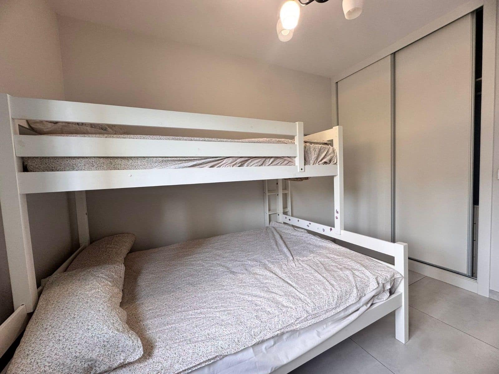 3 soverom Leilighet til salgs i Benidorm med svømmebasseng garasje - € 780 000 (Ref: 10132816)