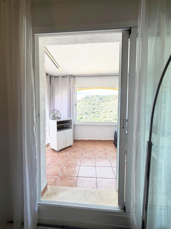 2 bedroom Flat for sale in Cumbre del Sol with pool - € 190,000 (Ref: 10136265)