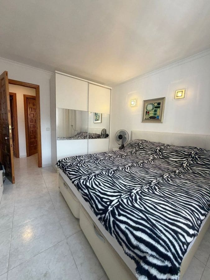 2 bedroom Flat for sale in Cumbre del Sol with pool - € 190,000 (Ref: 10136265)