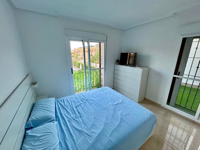 3 soverom Rekkehus til salgs i El Mojon, Pilar de la Horadada med svømmebasseng - € 380 000 (Ref: 10161672)