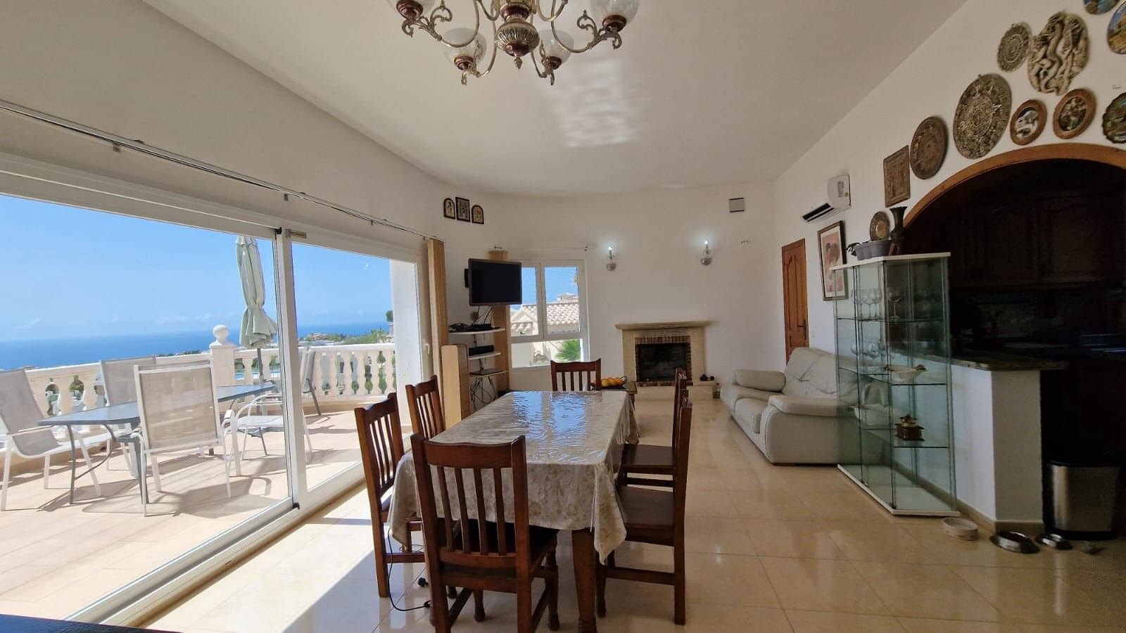 4 sovrum Villa till salu i Cumbre del Sol med pool - 730 000 € (Ref: 10163148)