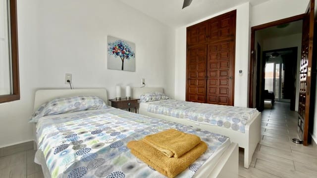 3 soveværelse Rækkehus til salg i Las Marinas / Les Marines, Dénia med swimmingpool garage - € 365.000 (Ref: 10163149)