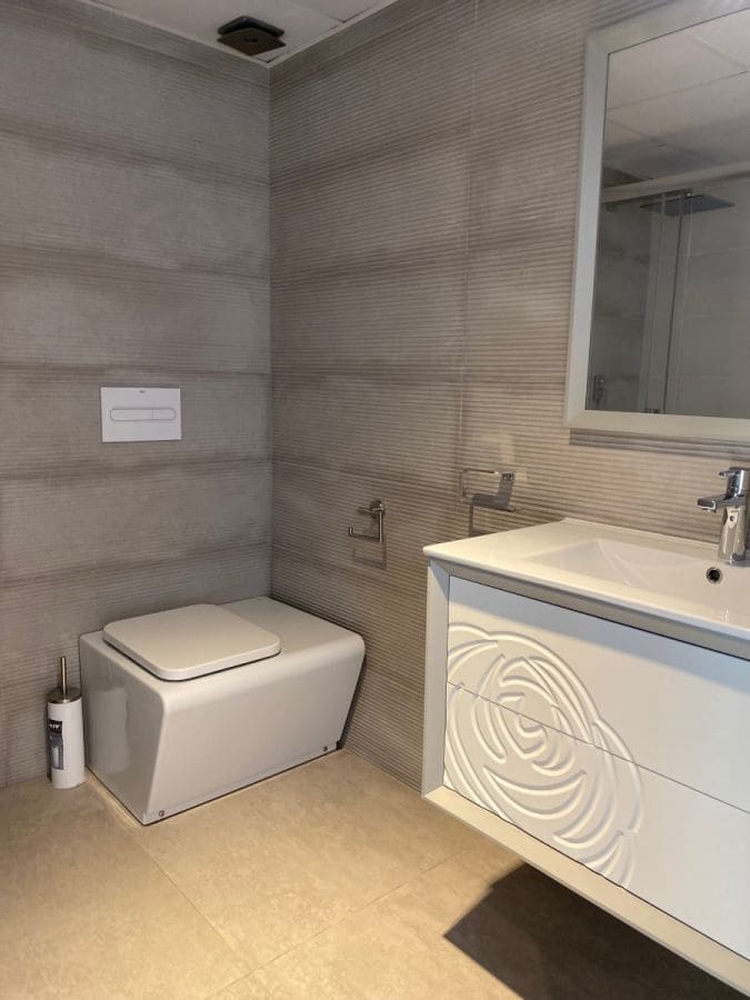 4 soveværelse Villa til salg i Calpe / Calp med swimmingpool garage - € 900.000 (Ref: 10163151)