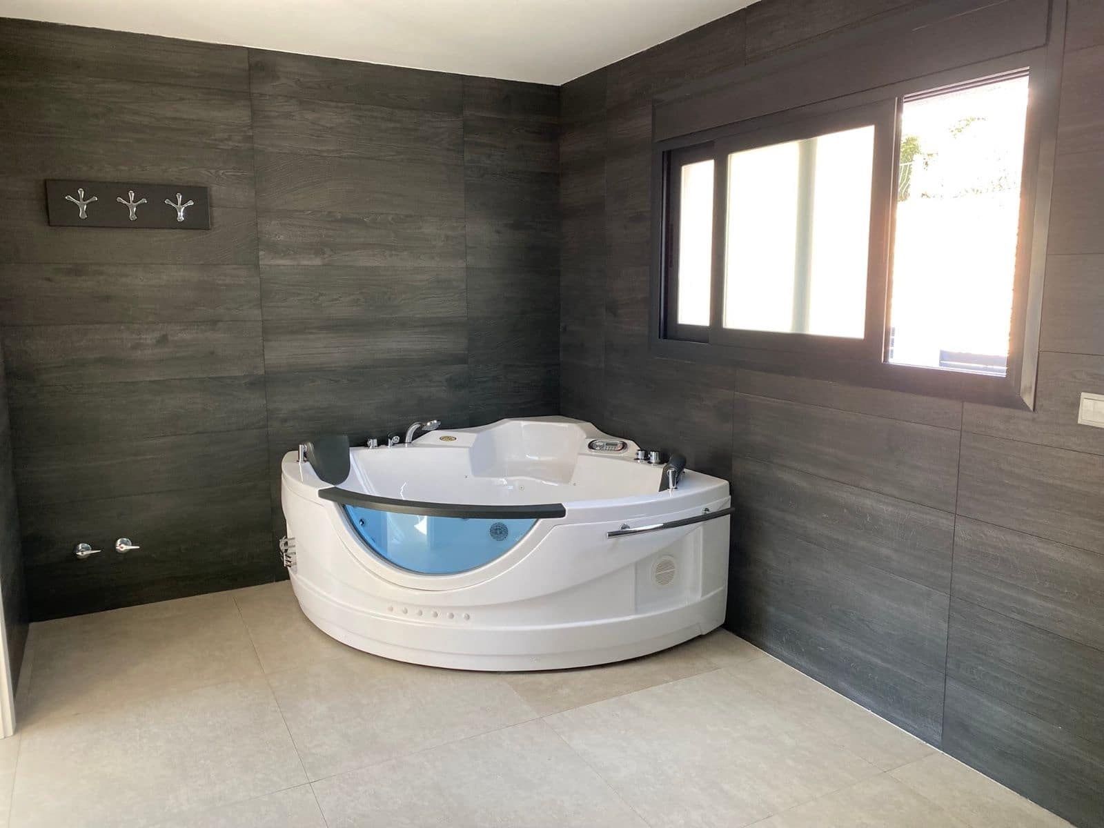 4 soveværelse Villa til salg i Calpe / Calp med swimmingpool garage - € 900.000 (Ref: 10163151)