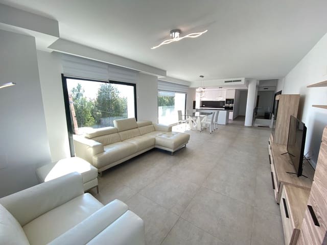 4 soverom Villa til salgs i Oltamar - Cucarres, Calpe / Calp med svømmebasseng garasje - € 900 000 (Ref: 10163151)
