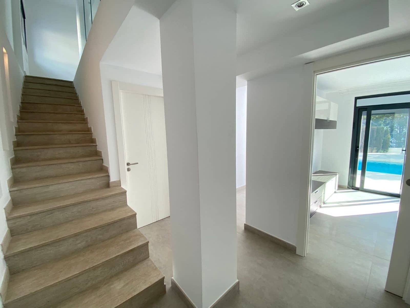 4 soveværelse Villa til salg i Calpe / Calp med swimmingpool garage - € 900.000 (Ref: 10163151)