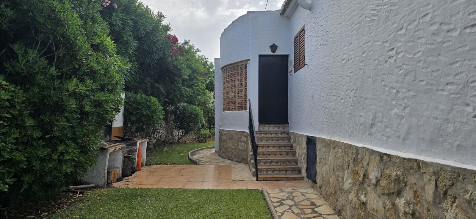 6 sovrum Villa till salu i Arenal med pool garage - 850 000 € (Ref: 10163153)