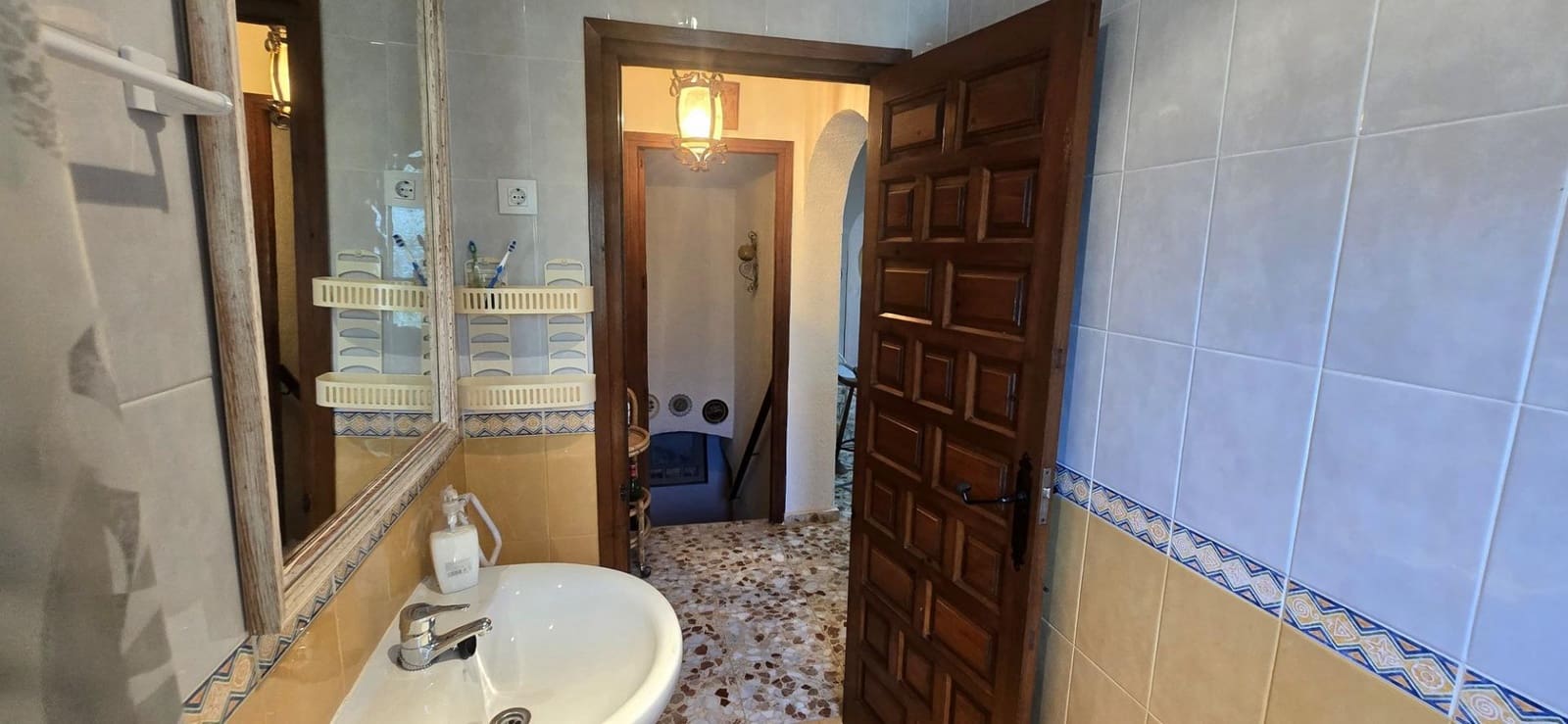 6 sovrum Villa till salu i Arenal med pool garage - 850 000 € (Ref: 10163153)