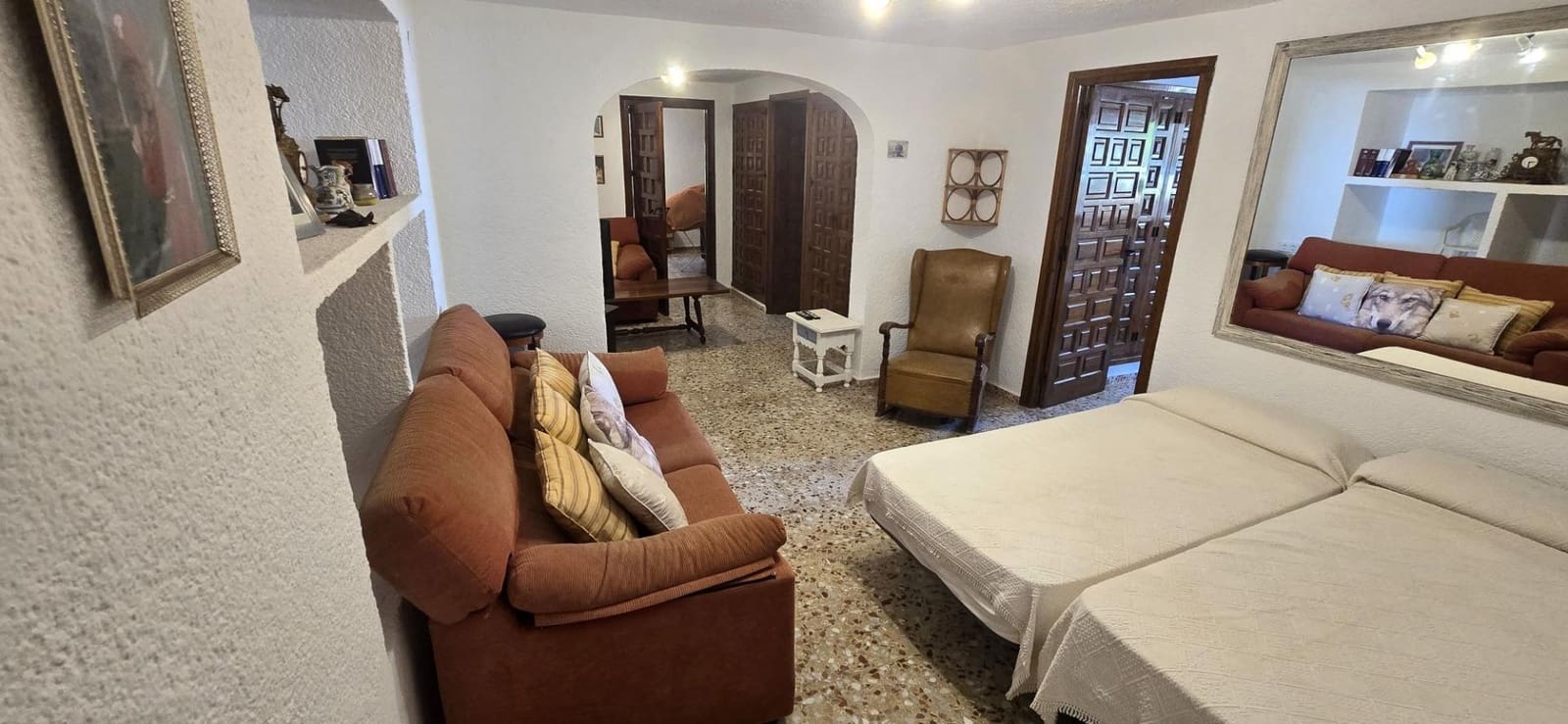 6 sovrum Villa till salu i Arenal med pool garage - 850 000 € (Ref: 10163153)