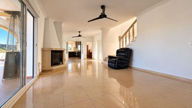 4 soverom Villa til salgs i Beniarbeig med svømmebasseng garasje - € 799 000 (Ref: 10163160)