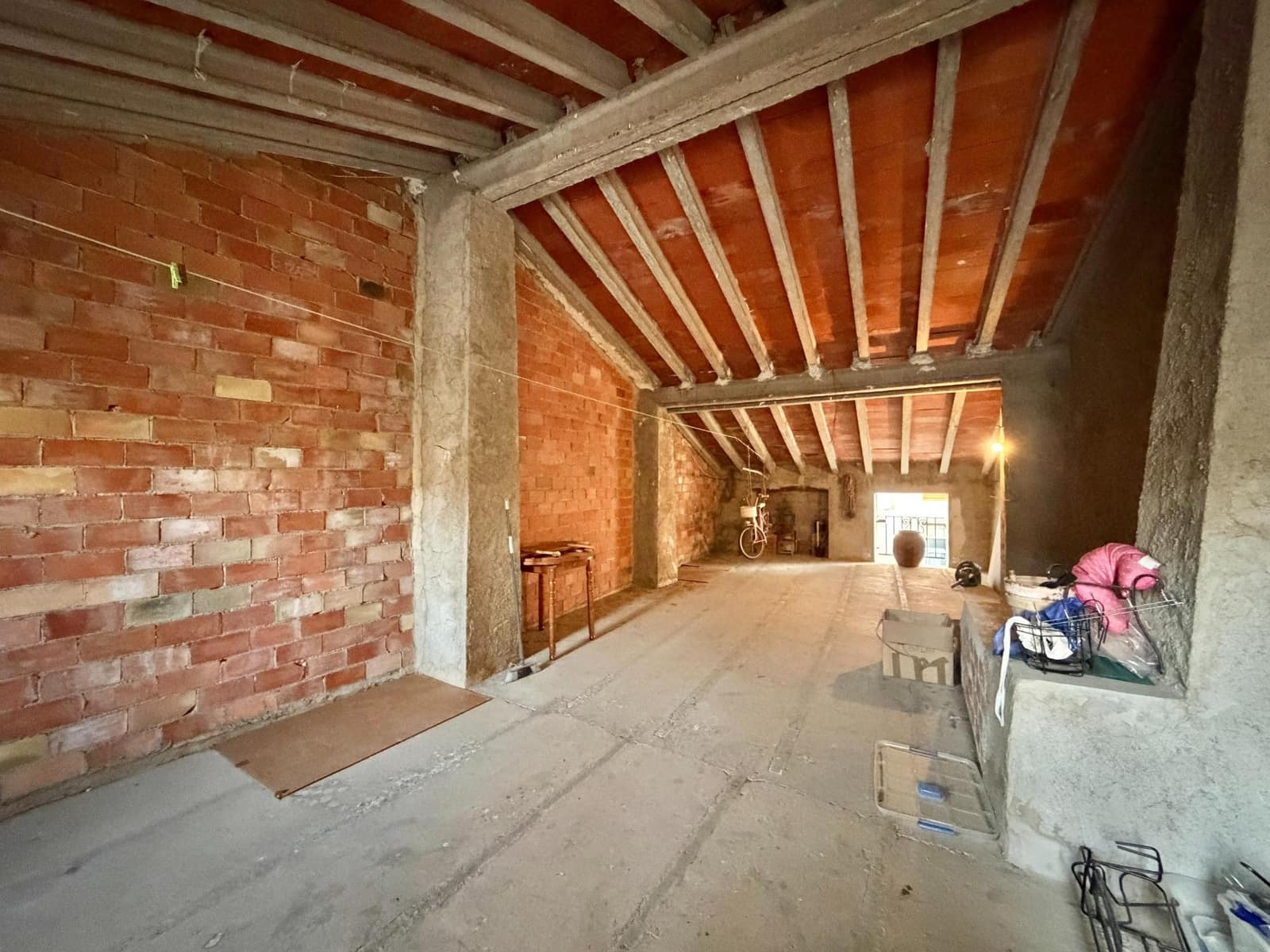 4 bedroom Townhouse for sale in L'Orxa / Lorcha - € 150,000 (Ref: 10163161)