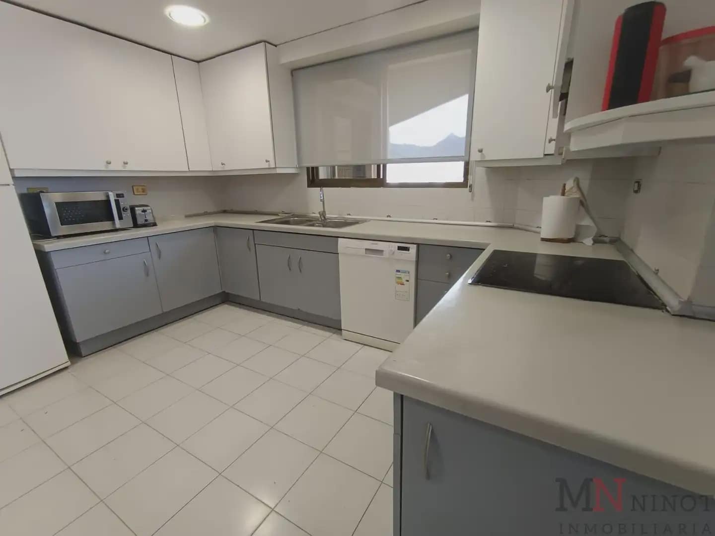 4 soverom Leilighet til leie i Benicassim med svømmebasseng garasje - € 3 700 (Ref: 10081666)