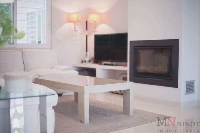 5 slaapkamer Villa te huur in Benicàssim met garage - € 3.300 (Ref: 10081667)