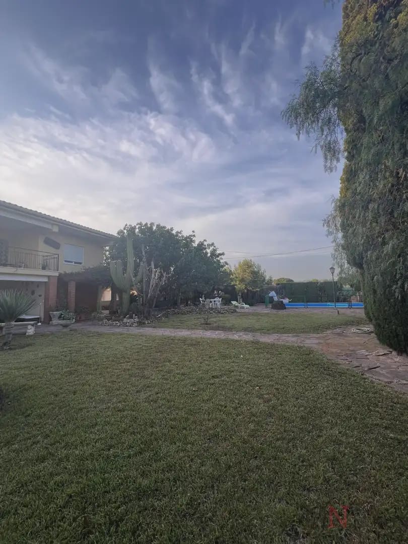 7 bedroom Villa for sale in Benicassim with pool garage - € 419,500 (Ref: 10081668)
