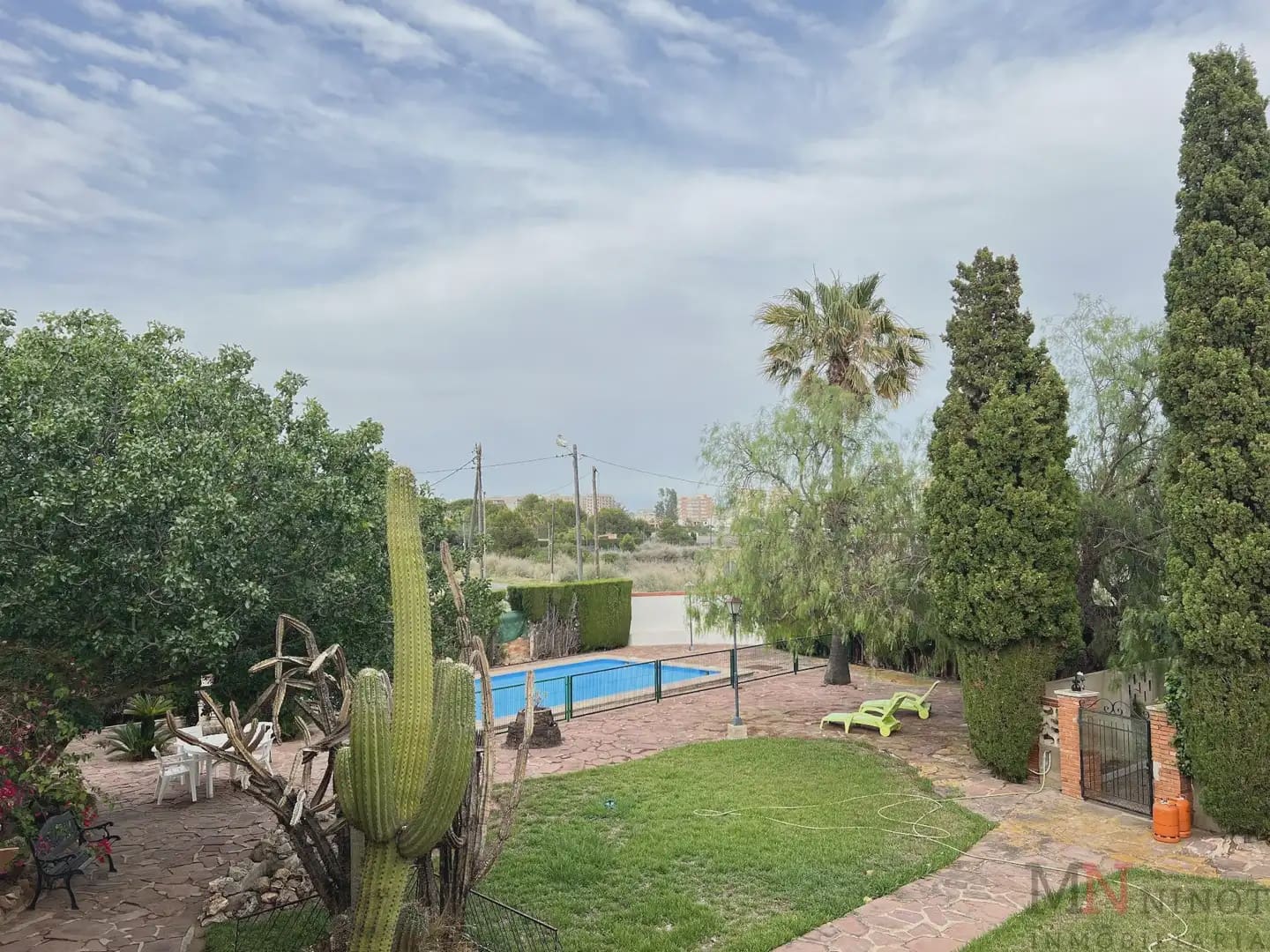 7 bedroom Villa for sale in Benicassim with pool garage - € 419,500 (Ref: 10081668)