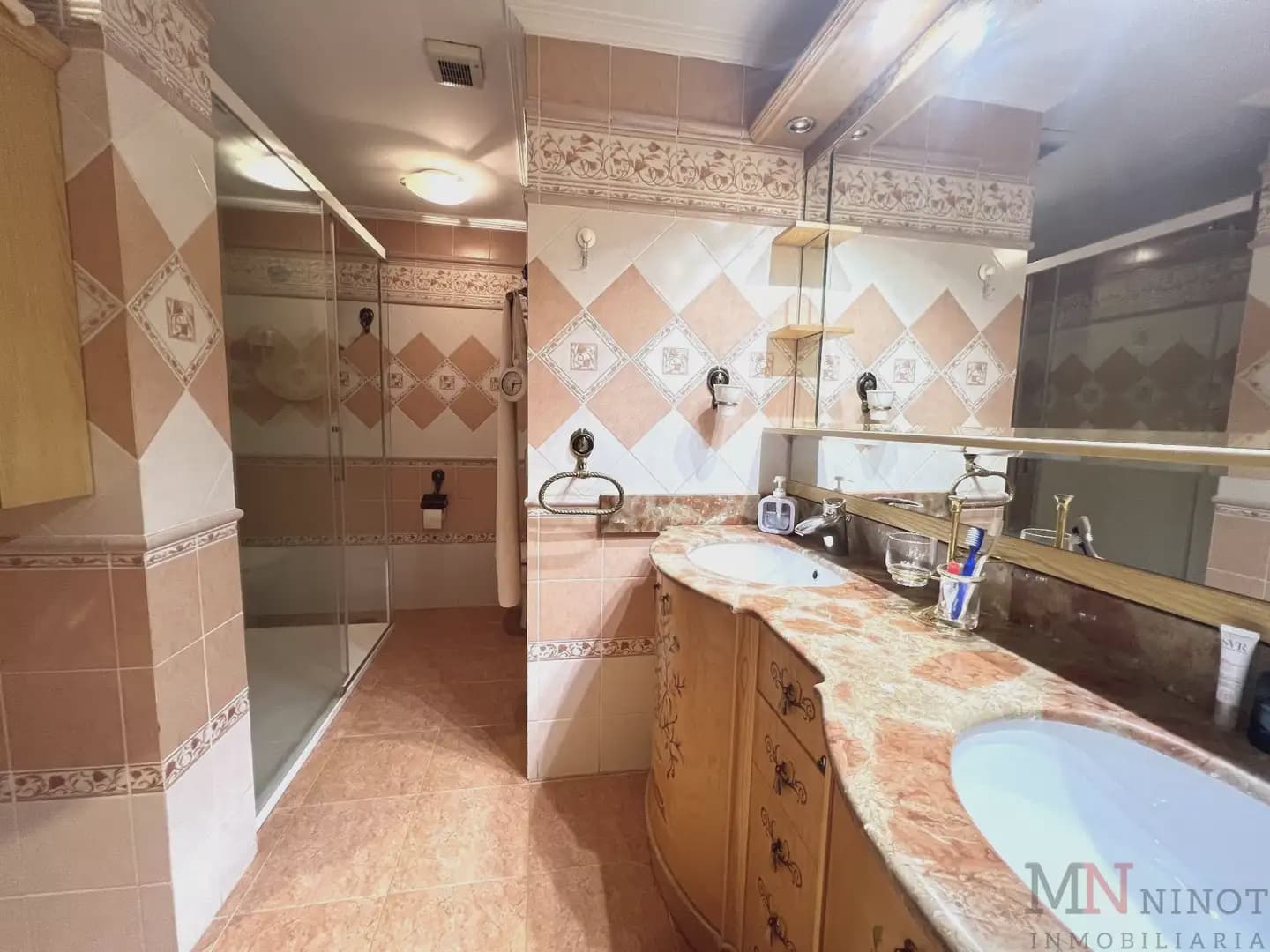 5 sypialnia Mieszkanie na sprzedaż w Castello de la Plana z garażem - 405 000 € (Ref: 10081670)