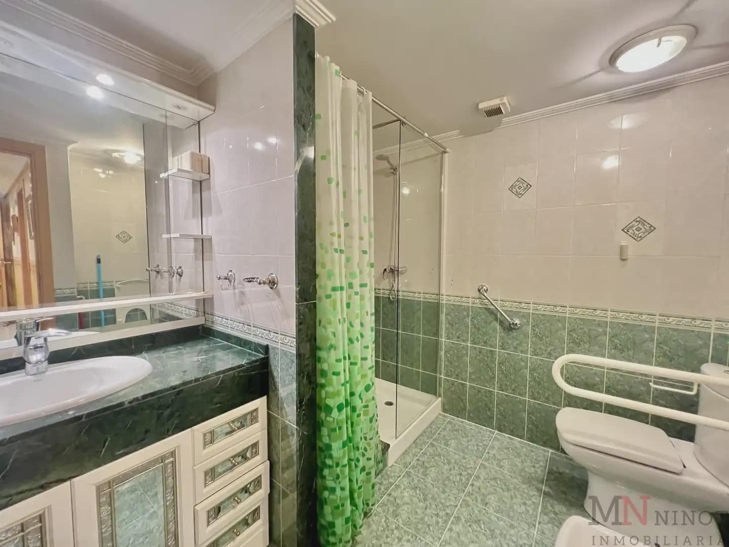 5 sypialnia Mieszkanie na sprzedaż w Castello de la Plana z garażem - 405 000 € (Ref: 10081670)