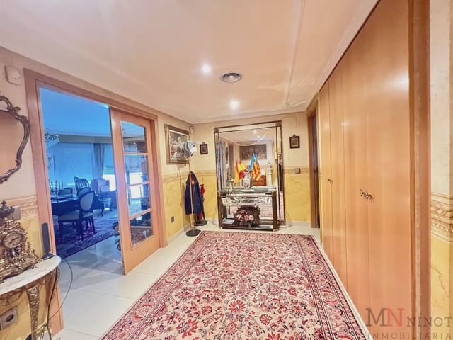 5 sypialnia Mieszkanie na sprzedaż w Centro, Castelló de la Plana z garażem - 405 000 € (Ref: 10081670)