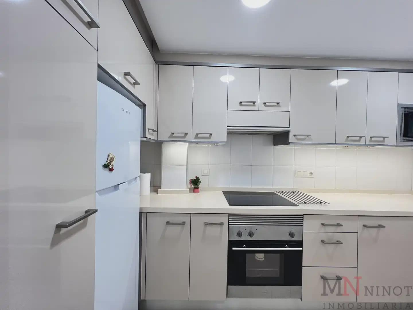 3 sypialnia Apartament przy plaży na sprzedaż w Castello de la Plana z basenem garażem - 395 000 € (Ref: 10081672)