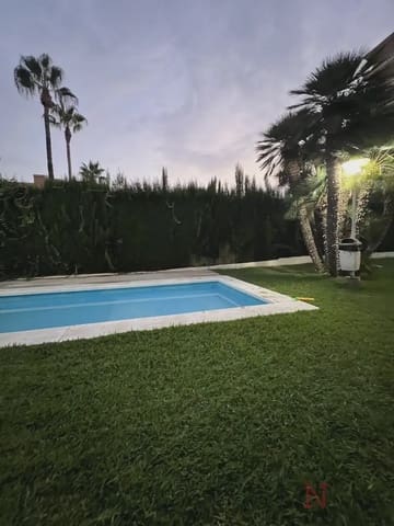 3 sypialnia Apartament przy plaży na sprzedaż w El Grau de Castelló, Castelló de la Plana z basenem garażem - 395 000 € (Ref: 10081672)