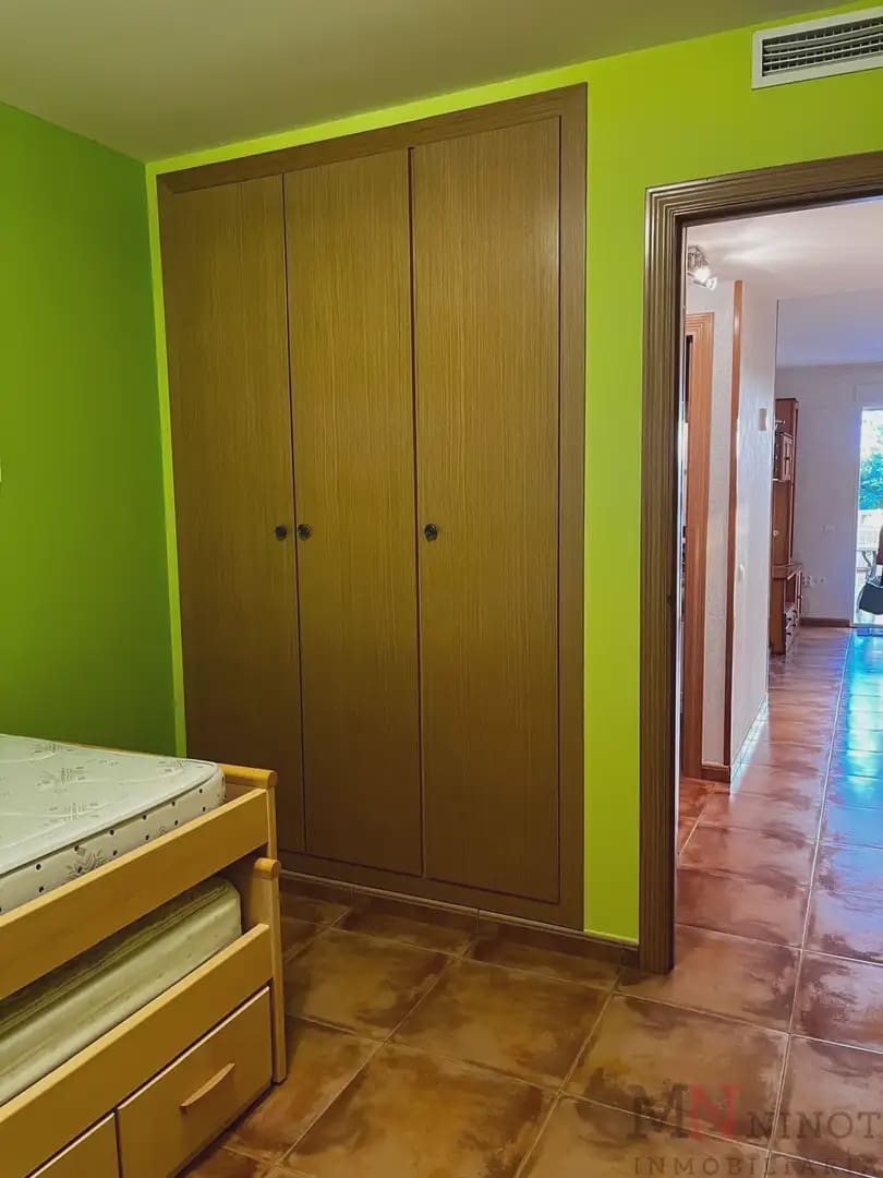 2 soverom Strandleiligheter til salgs i Oropesa  med svømmebasseng garasje - € 220 000 (Ref: 10081675)